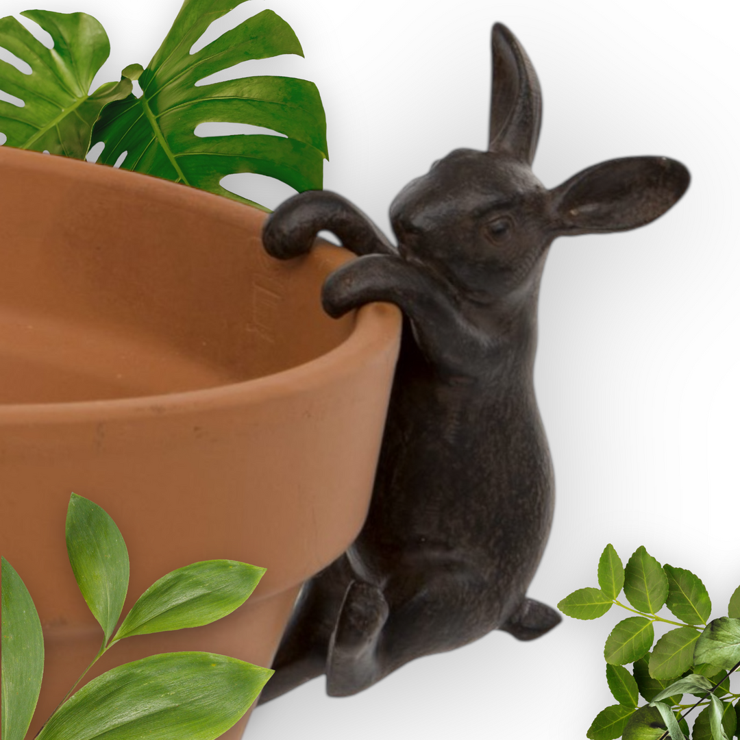 Hare Pot Hanger