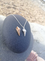 Load image into Gallery viewer, Llandanwg Silver Shell Pendant PELICAN&#39;S FOOT (Immature)
